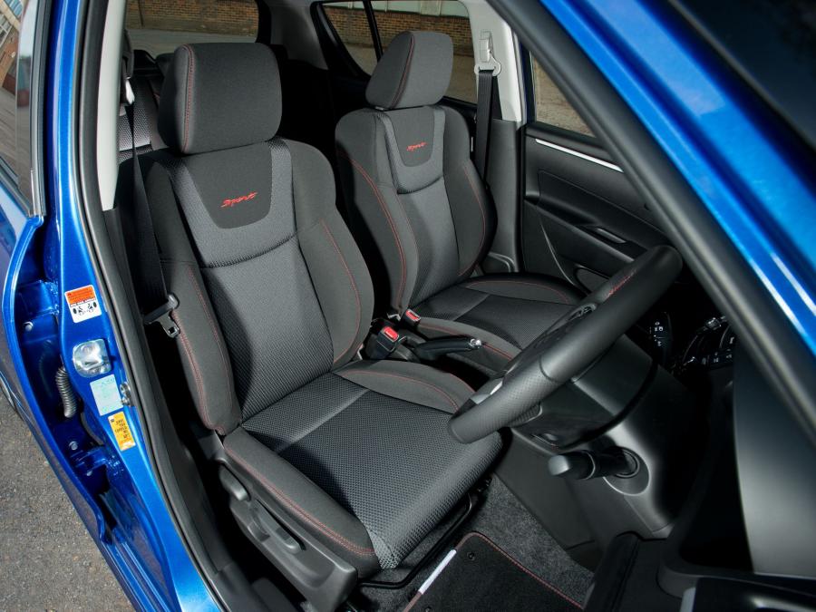  Suzuki Swift Sport 5-Door 2013 года  (UK) (фото 5 из 27)